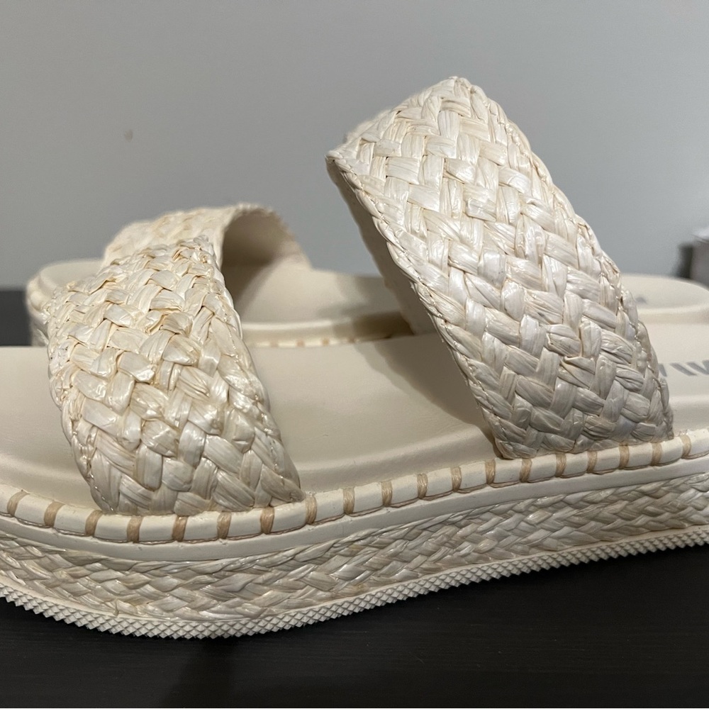 Braided Platform Sandals - Picture 4 of 4